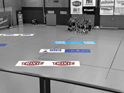 500 x 110cm Feldaufkleber mehrfach verwendbar FOIL2sport Handball Anwendungsbeispiel 5x1m Bodenaufkleber fertig montiert.